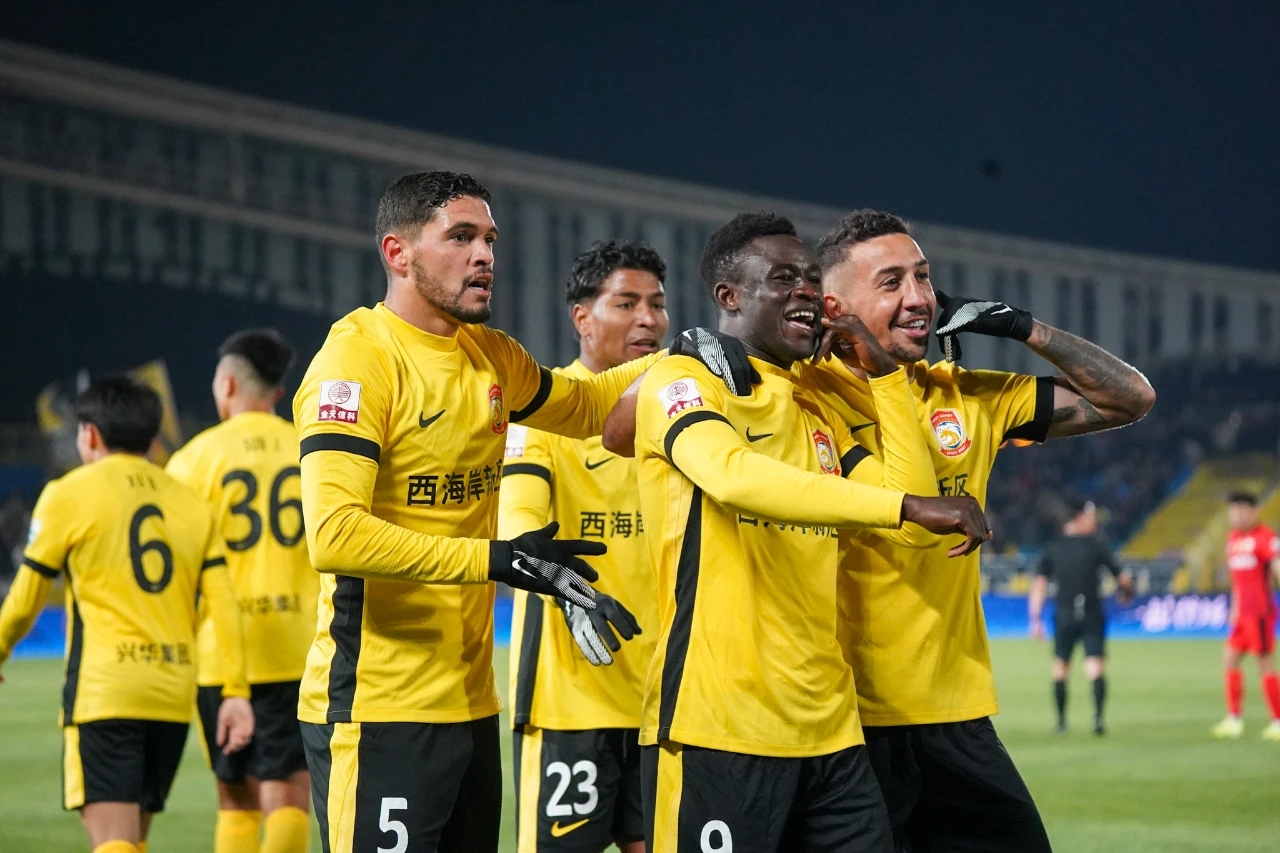 开云体育app-山东队客场惜败青岛队，寻找突破口