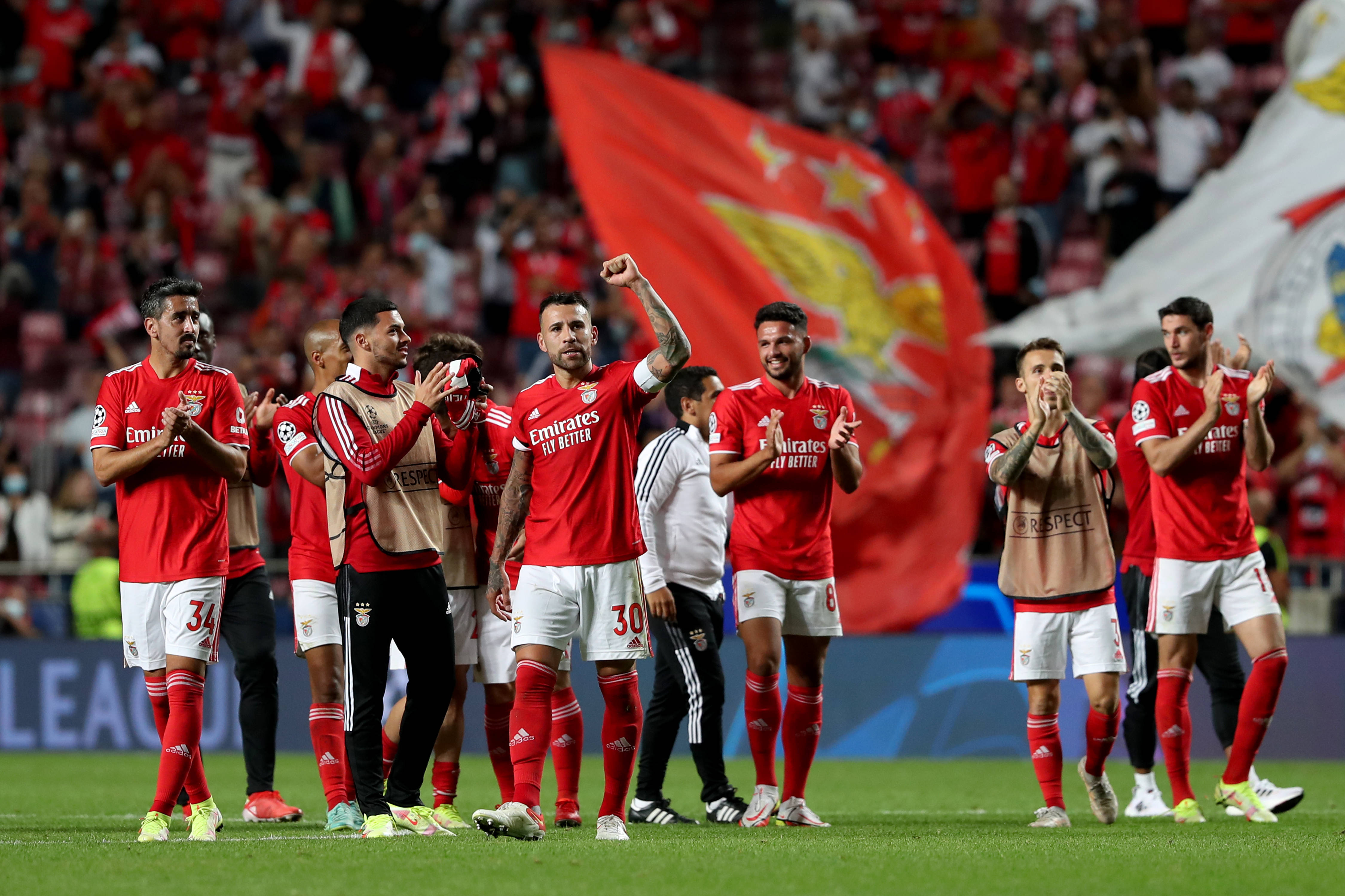 开云下载-马拉加队在主场比赛中表现出色