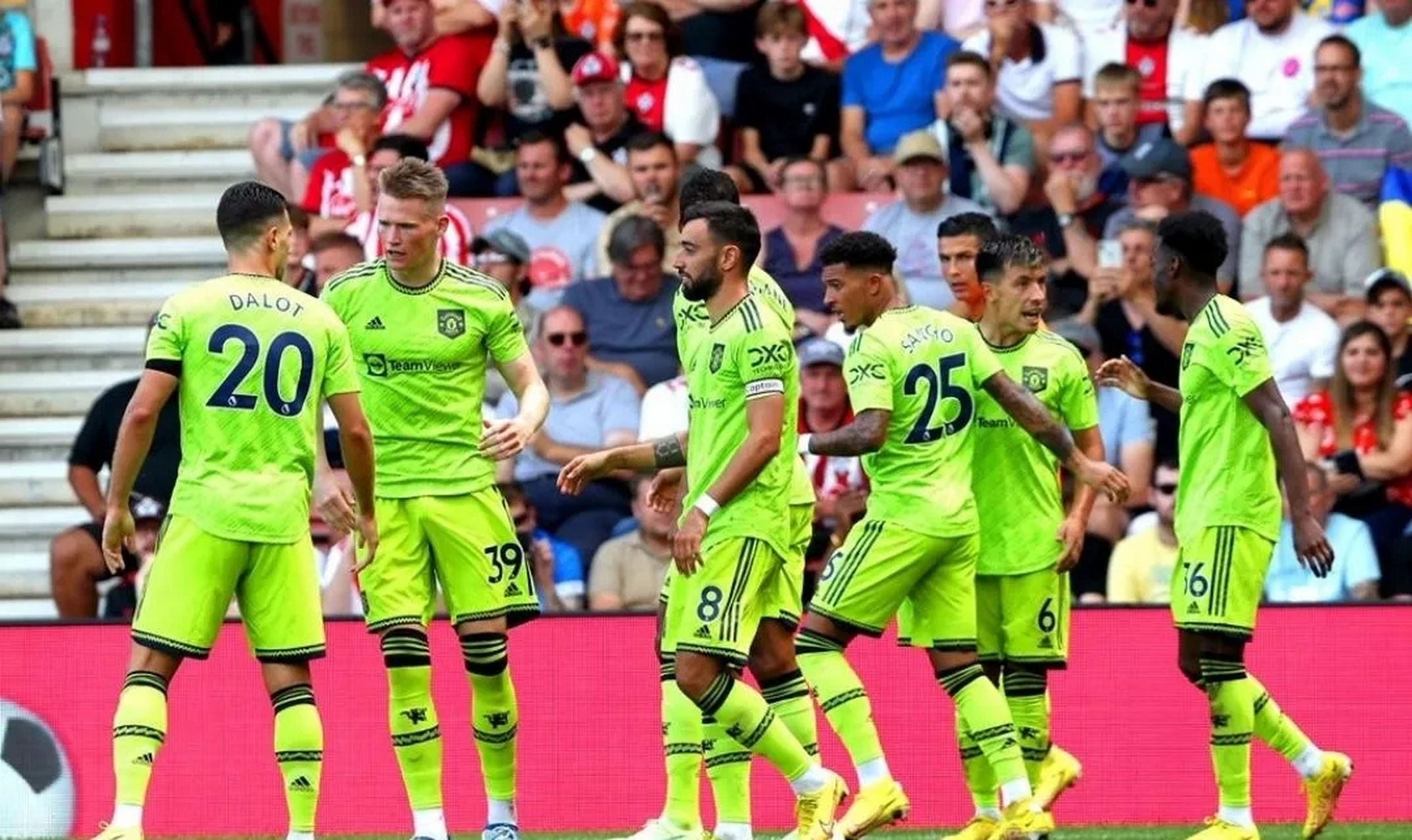 开云体育入口-曼联战胜南安普顿，追赶积分榜前列的简单介绍