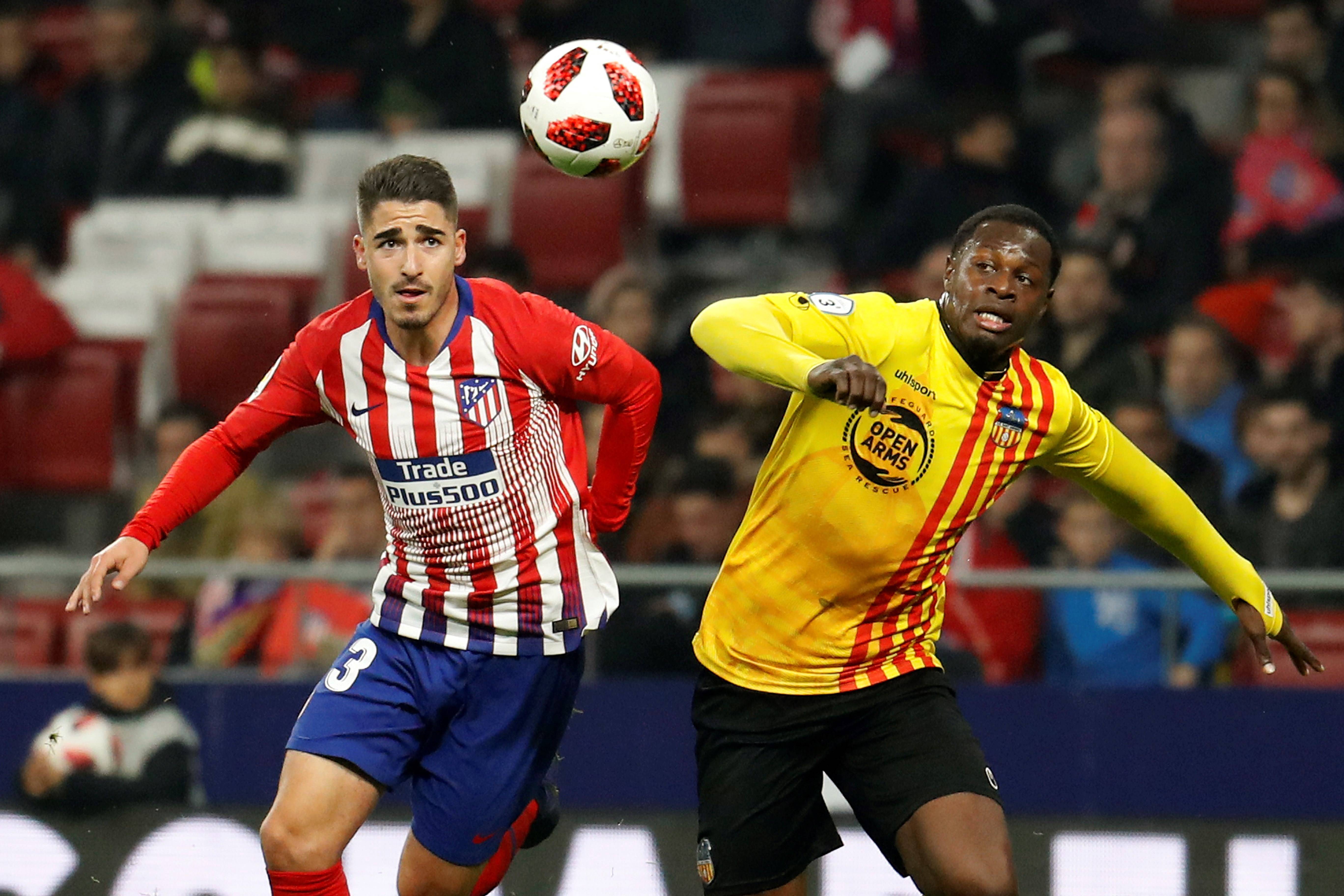 包含比利亚雷亚尔备战下一场比赛，向胜利发起冲击的词条