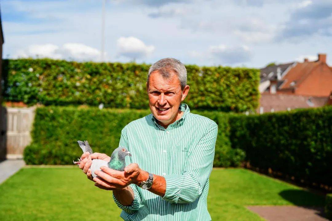 开云体育入口-俄罗斯选手突破瓶颈，凭借毅力雄心斩获冠军的简单介绍