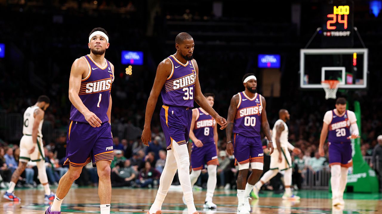 关于太阳力克尼克斯，布克全场砍下分领跑全队的信息