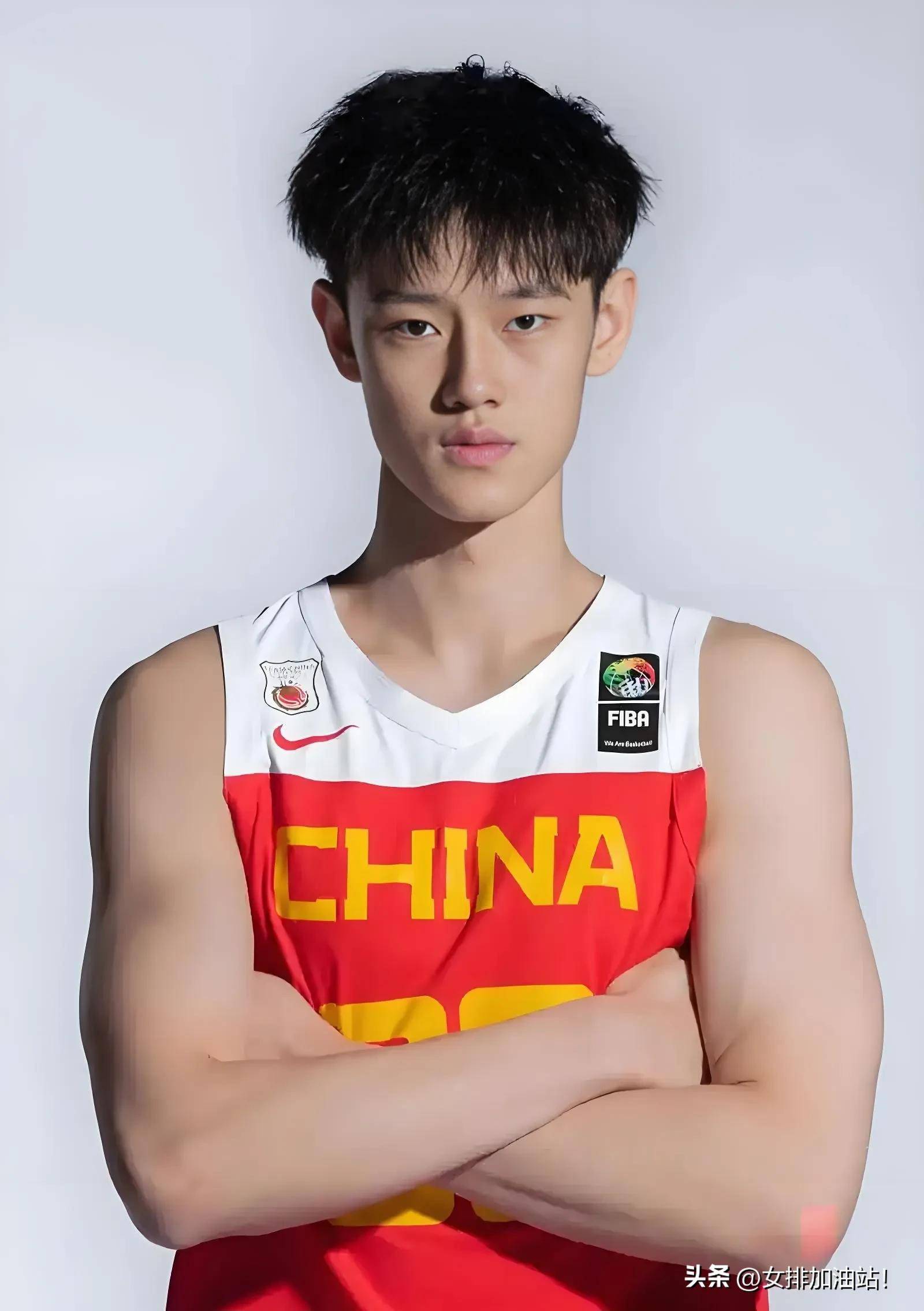 中国篮球联赛正规模扩大，球员个人表现备受关注的简单介绍