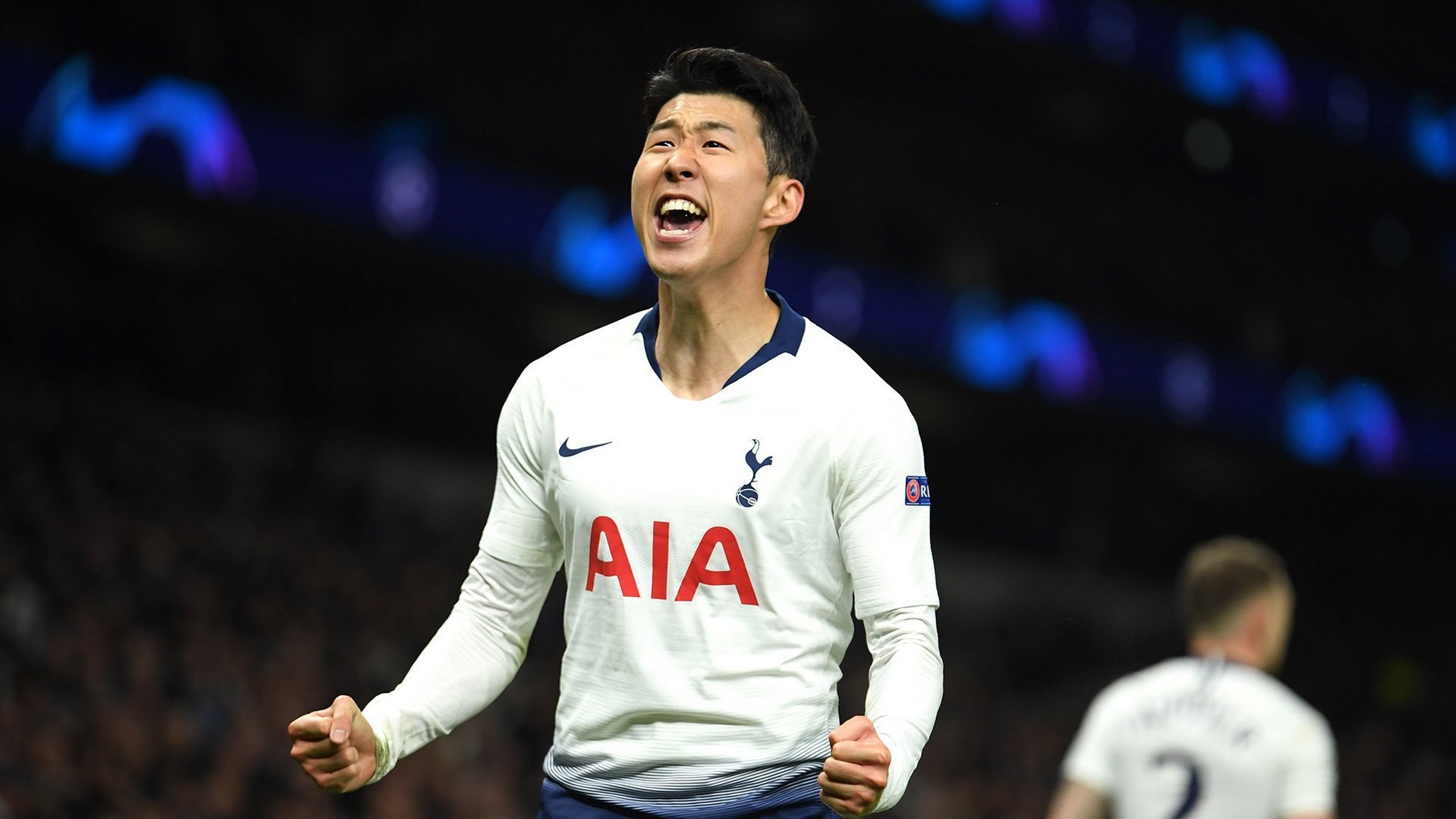 开云APP-拜仁力克曼城，孙兴慜梅开二度西甲