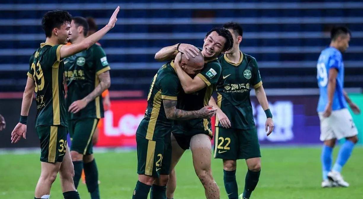 国安主场击败权健,稳固积分榜头名 国安主场击败权健,稳固积分榜头名