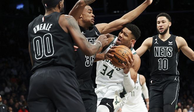 开云体育APP下载-雄鹿击败篮网，米德尔顿29分至关重要