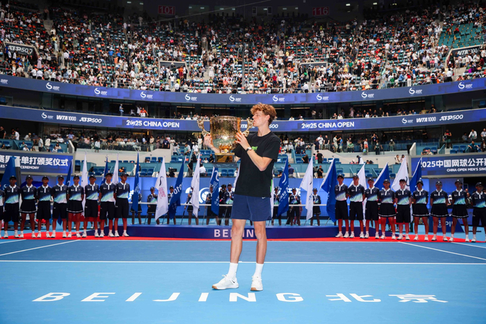 开云体育官网-联合杯碾压戴维斯杯，辛纳状态火热