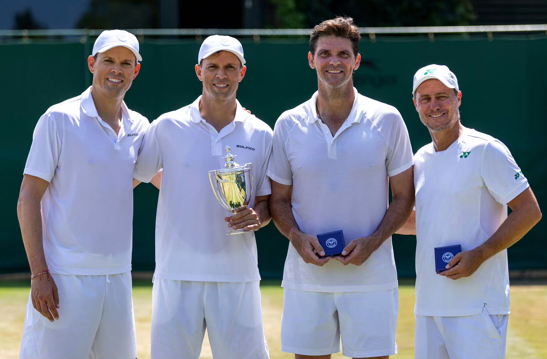 开云体育APP下载-温网翻盘法网，辛纳扛起全队