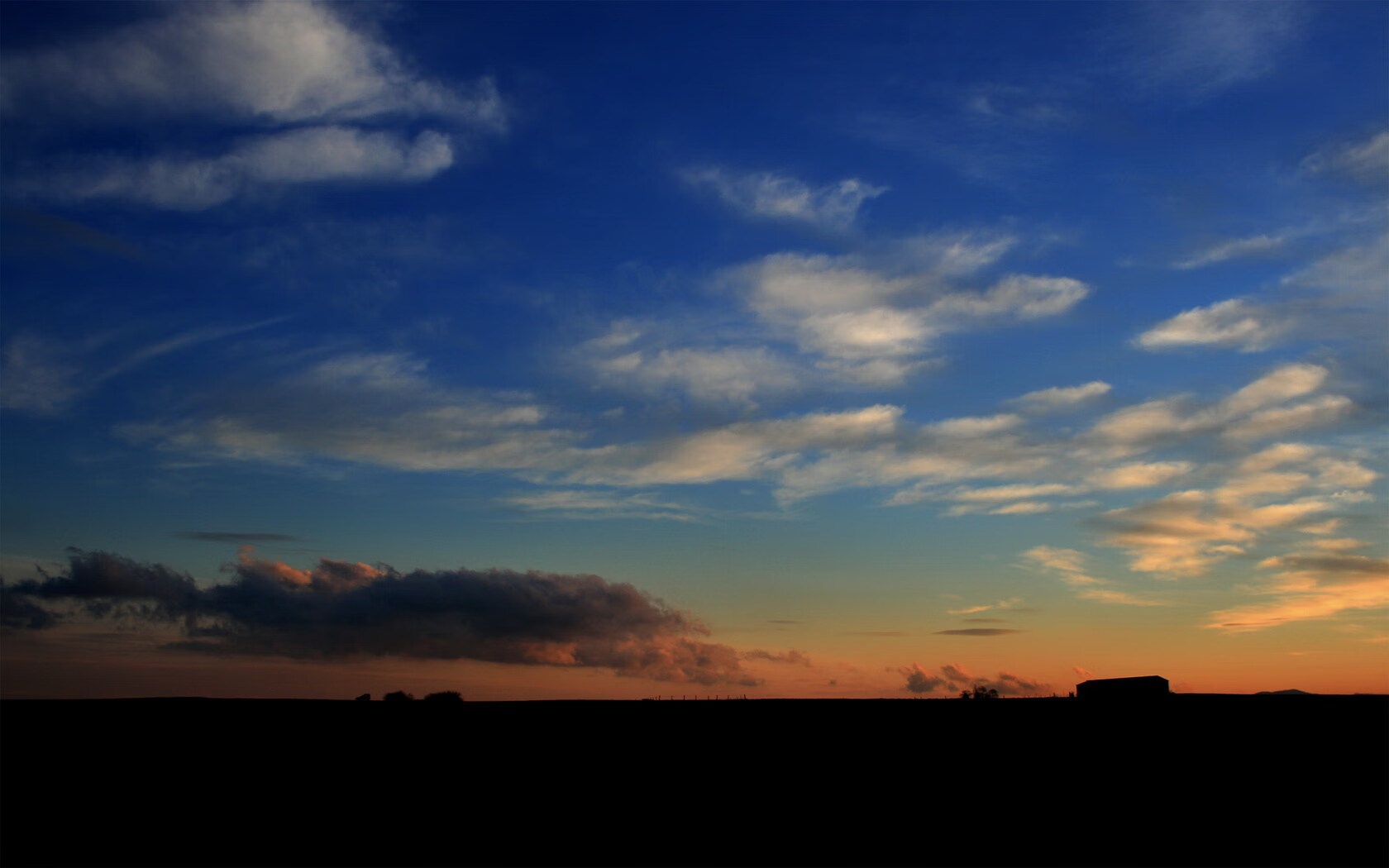 绝杀的艺术，当奥亚尔萨瓦尔点燃圣塞，曼联的智利风暴在补时呼啸
