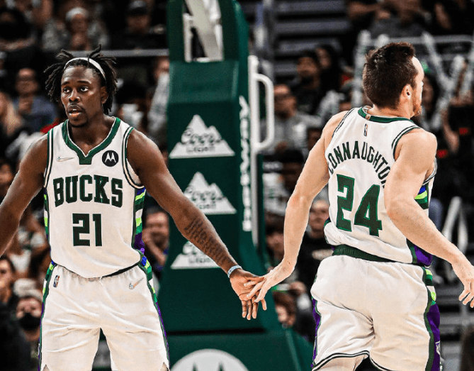 山西队单节拉开公牛，霍勒迪成为关键先生